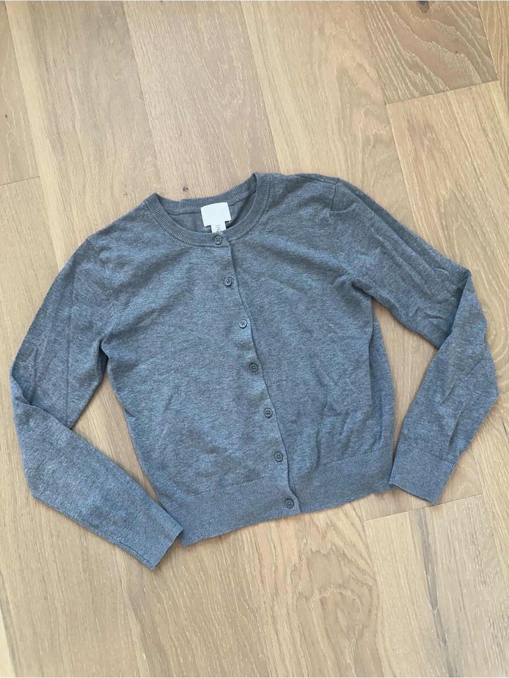 H&M Women’s Gray Button Front Crew Neck Long Sleeve Cotton Closet Staple Small